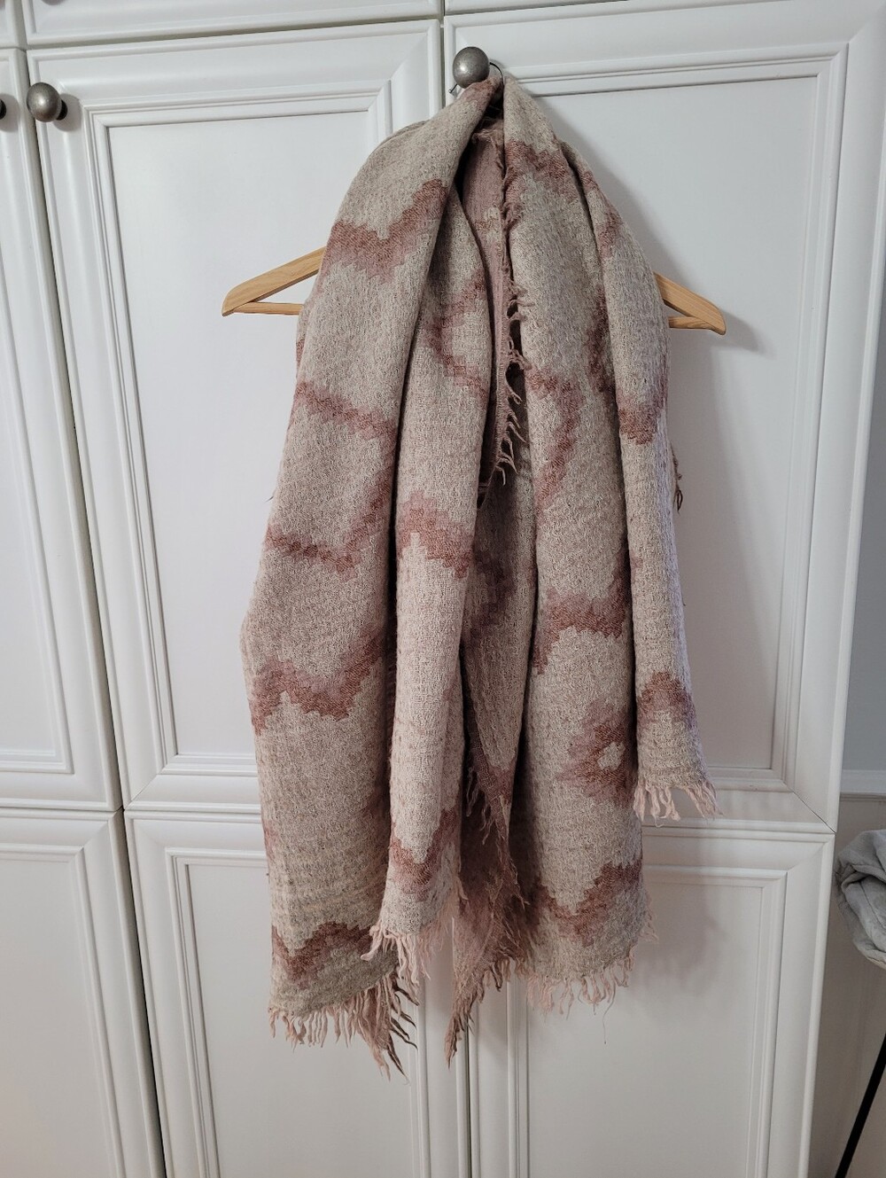 WILFRED 100% WOOL SCARF
